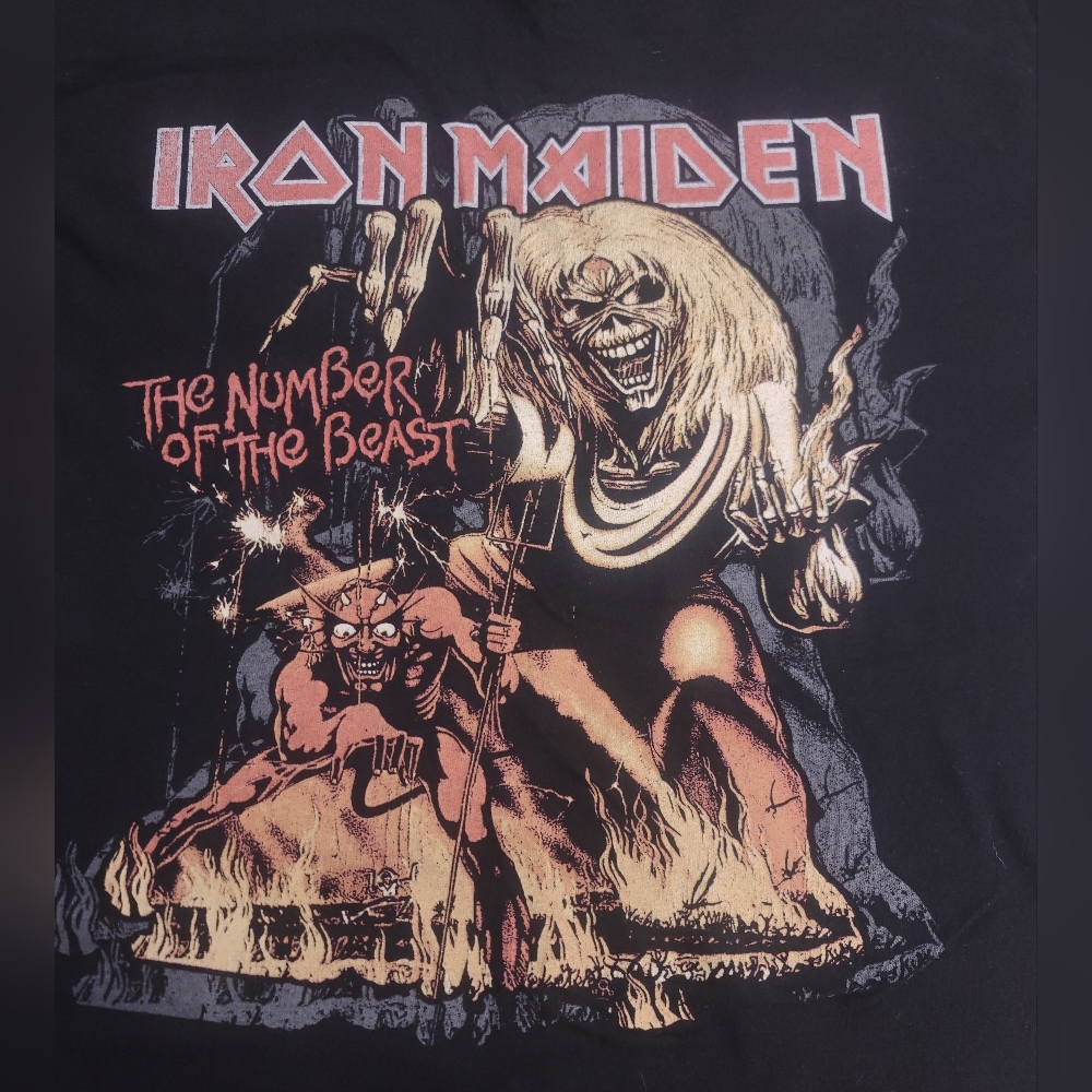 Iron Maiden "Number Of The Beast" T-shirt - Men's XL - Black - Picture 2 of 5